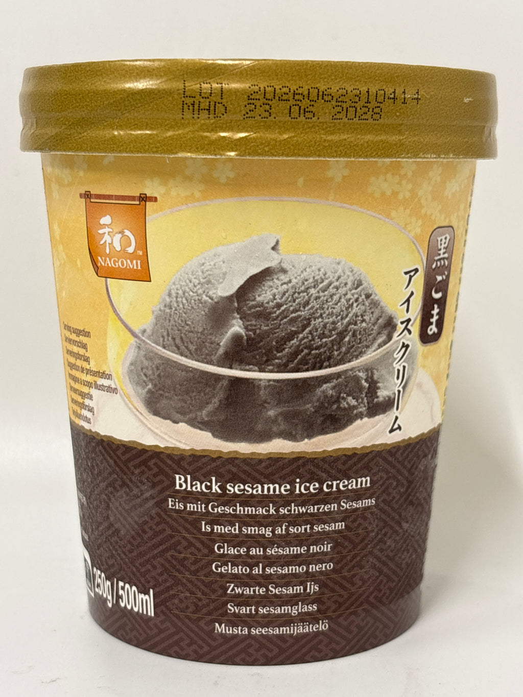 JFC Kuro Goma Ice Cream 500ml (Frozen)