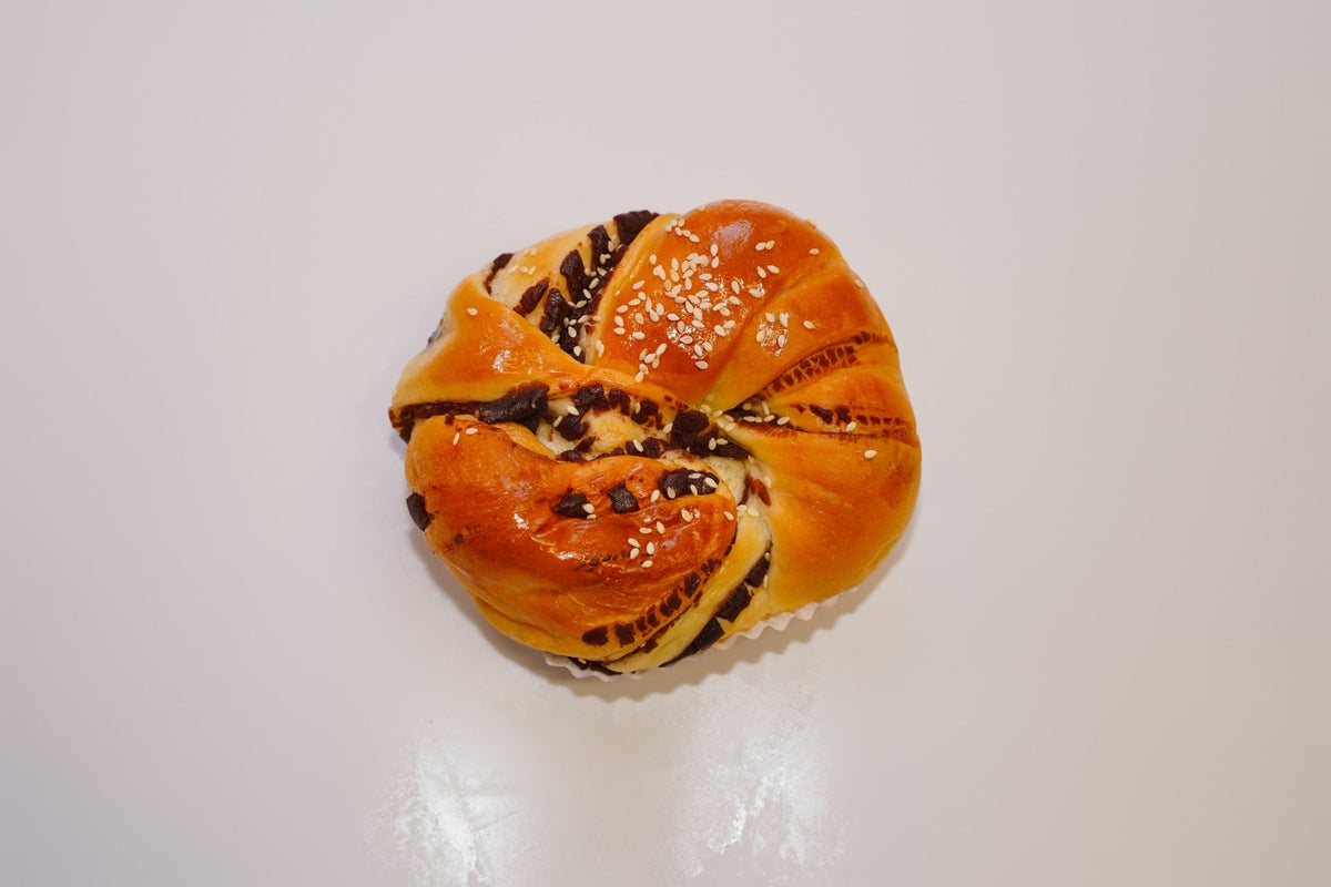 Chinatown Bakery Red Bean Roll (1 piece)